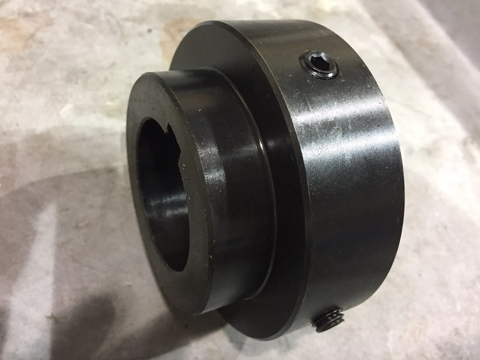 1-11/16" Y-Series Weld on Hub Round Bore with Keyway Set Screw