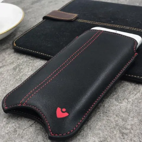 Apple iPhone 15 Pro Max Wallet Case in Black Leather | Screen Polishing Sanitizing Lining.