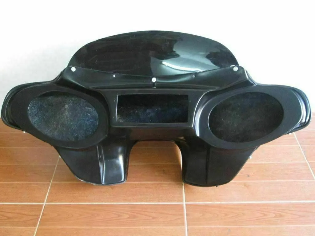 BATWING FAIRING WINDSHIELD 6X9" SPEAKER HOLES FOR SUZUKI C109R  C 109R 2001-2009