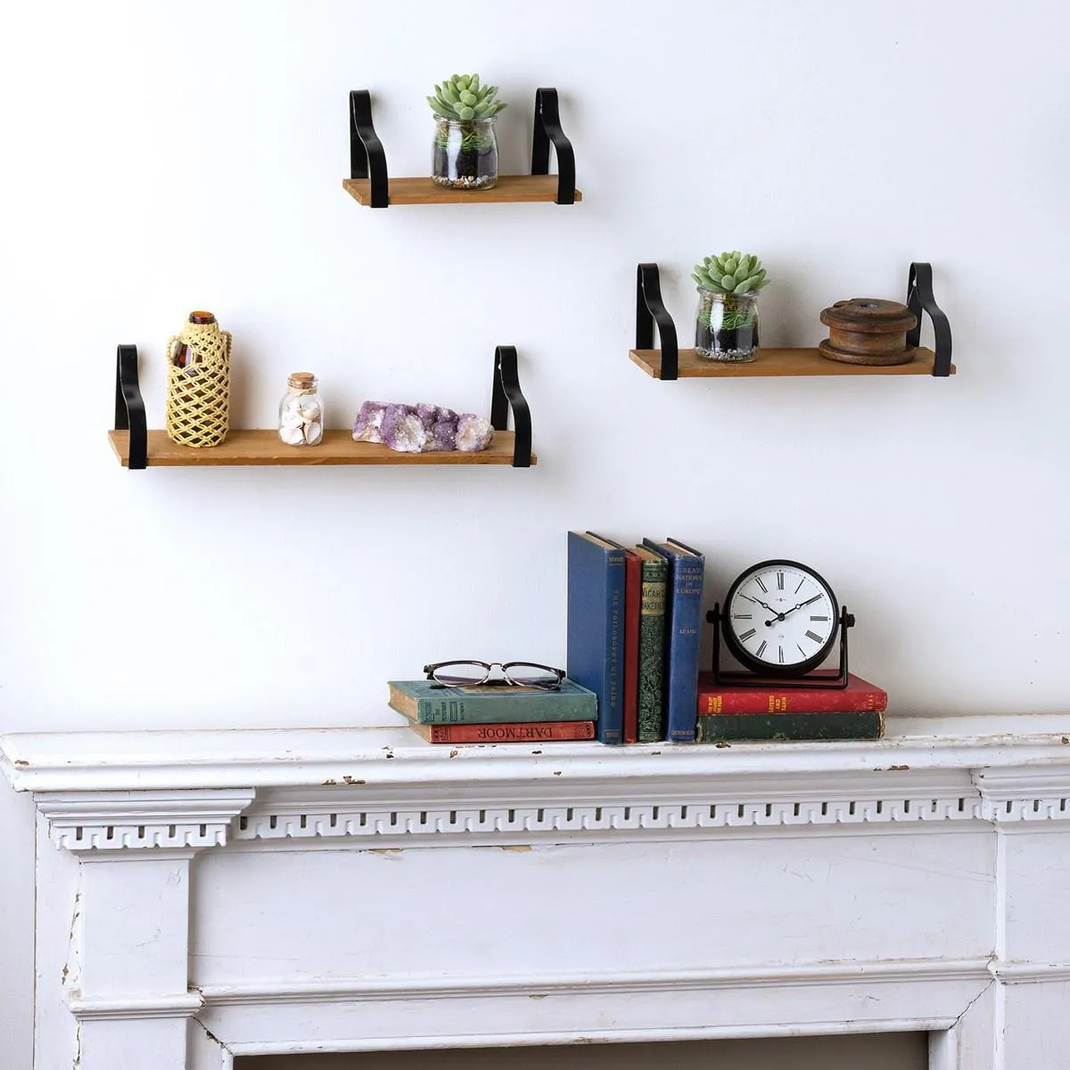 BRACKETED SHELF SET