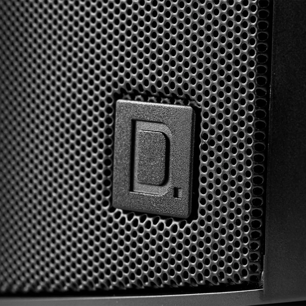 Definitive Technology AW450 All Weather Speaker with Bracket - Pair (Black)
