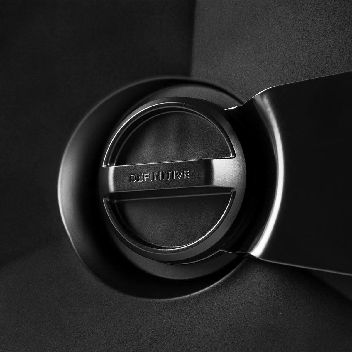 Definitive Technology AW450 All Weather Speaker with Bracket - Pair (Black)