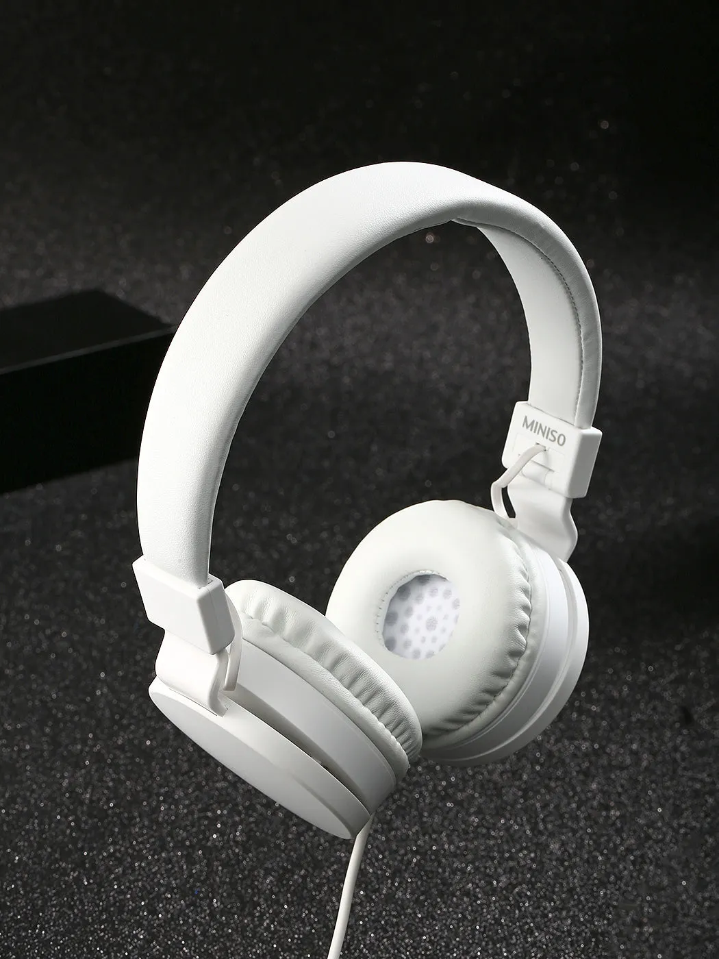 Fashion Foldable Headset for Music Model：HOM001(White)